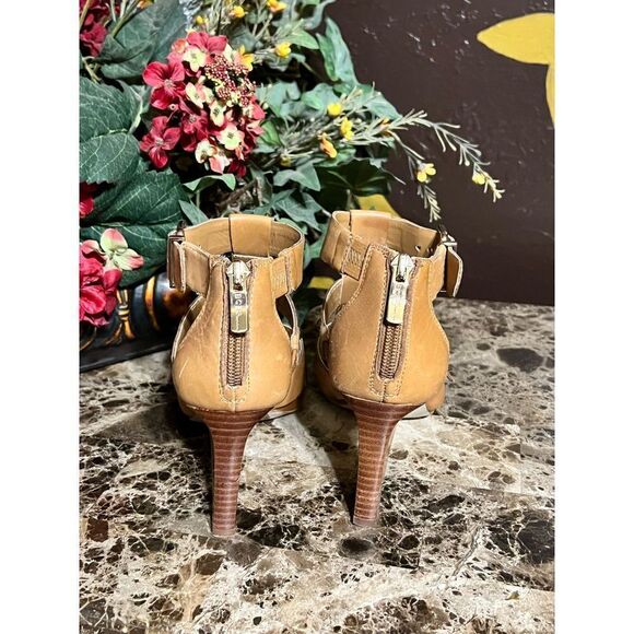 BCBGeneration Fizzy Golden Leather Gladiator Heels Size 6 - Picture 4 of 5